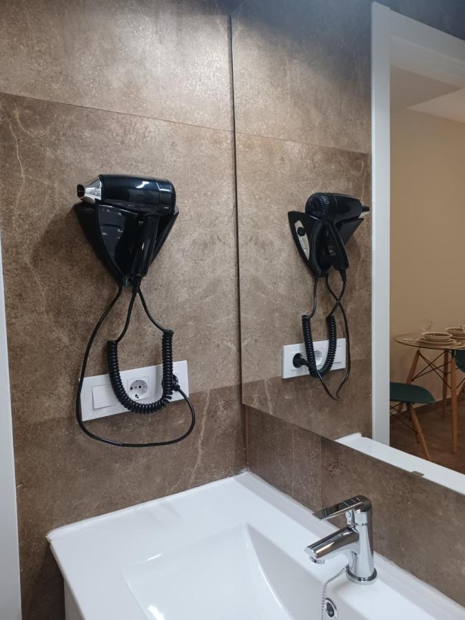Apartamento Acogedor Junto A Calle Betis, Triana-Los Remedios Севилья Экстерьер фото